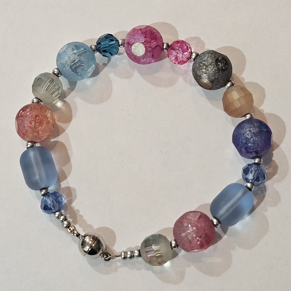 NEW Anthropologie Colorful Beads Bracelet Magnetic Closure Bohemian Summer Retro
